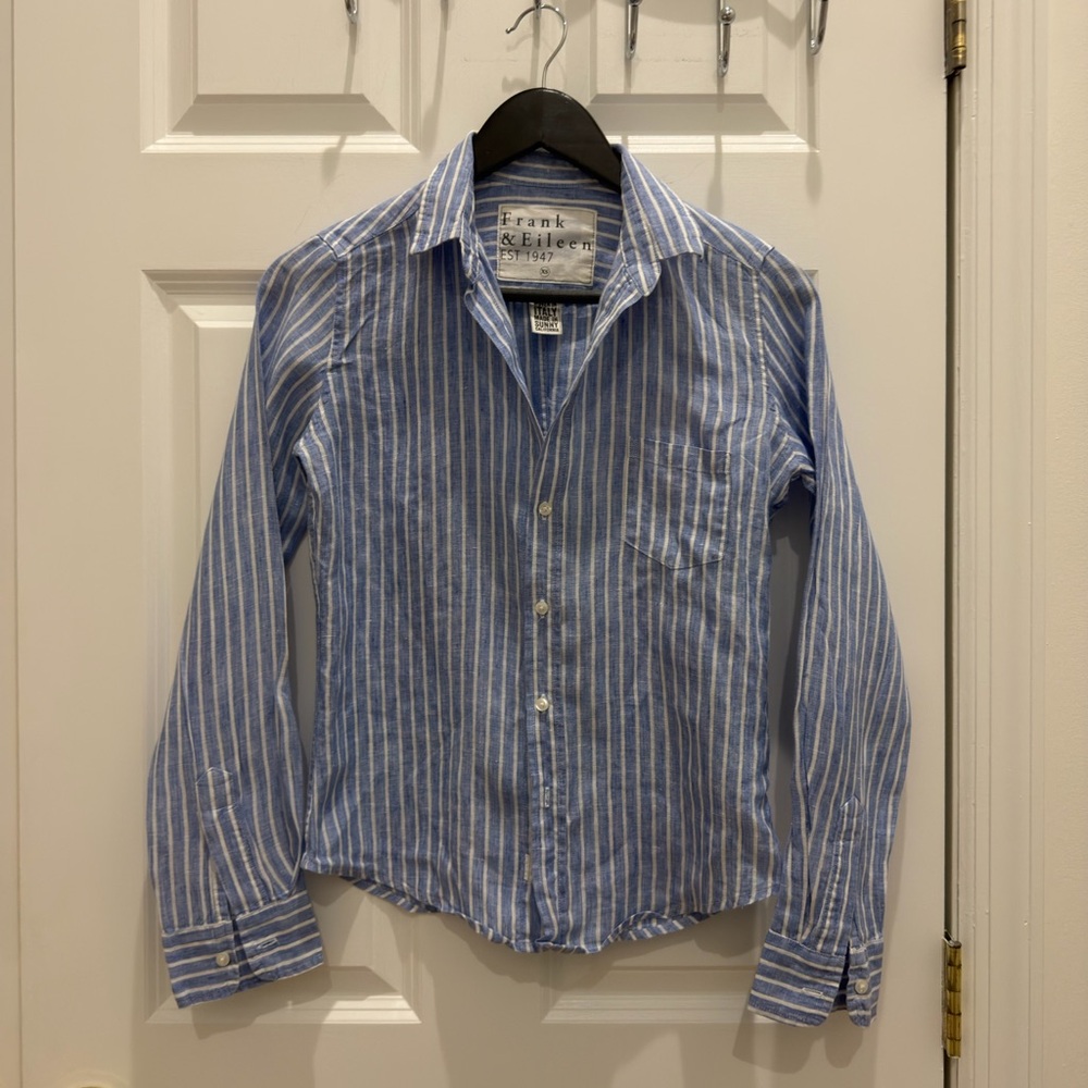 Frank & Eileen Light Blue Striped Casual Shirt